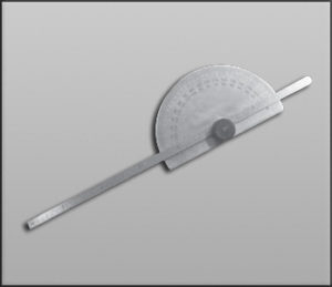RR 147 : Protractor with Depth Gauge Scale