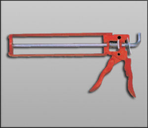 RR  116 : Silicone / Caulking Gun